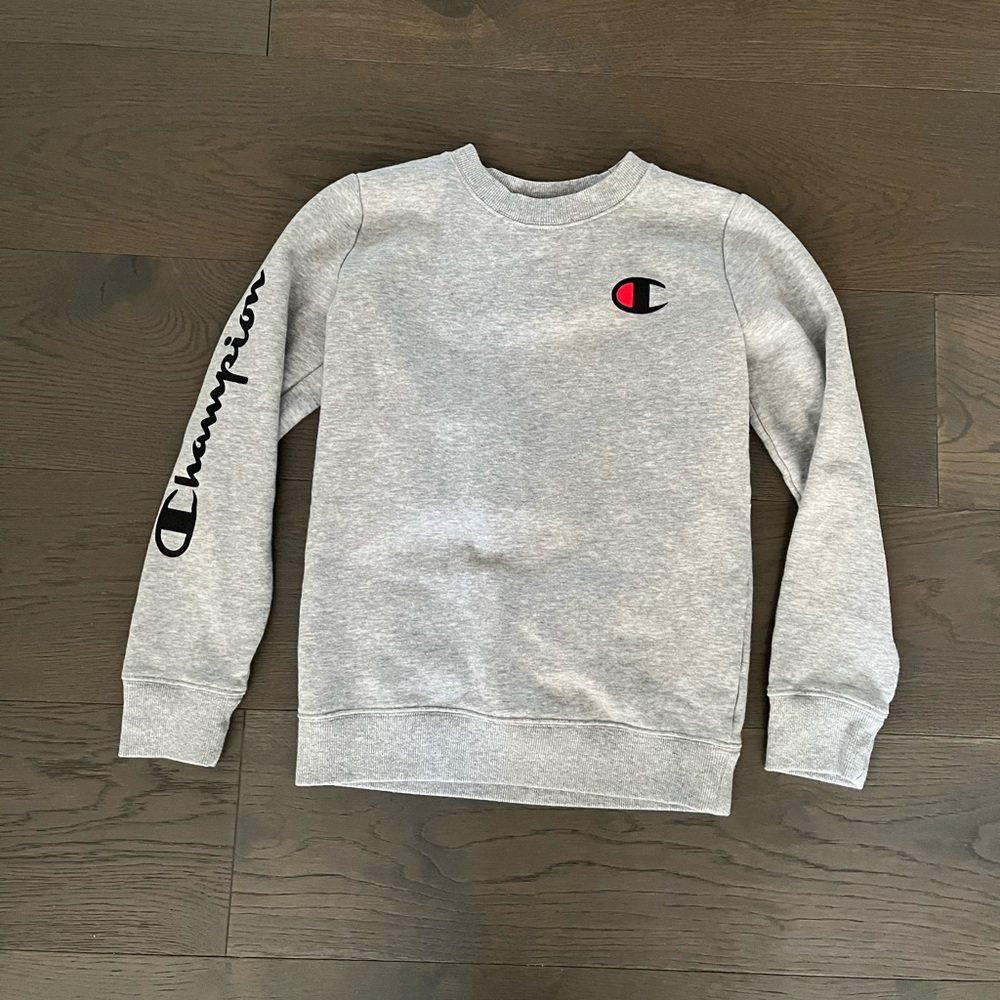 Champion girls gray sweatshirt sz 10/12 NWT